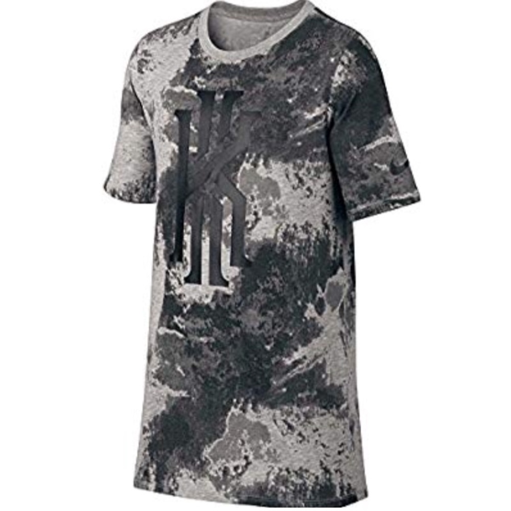 NWT Nike Kyrie Boys T-shirt MRSP 30